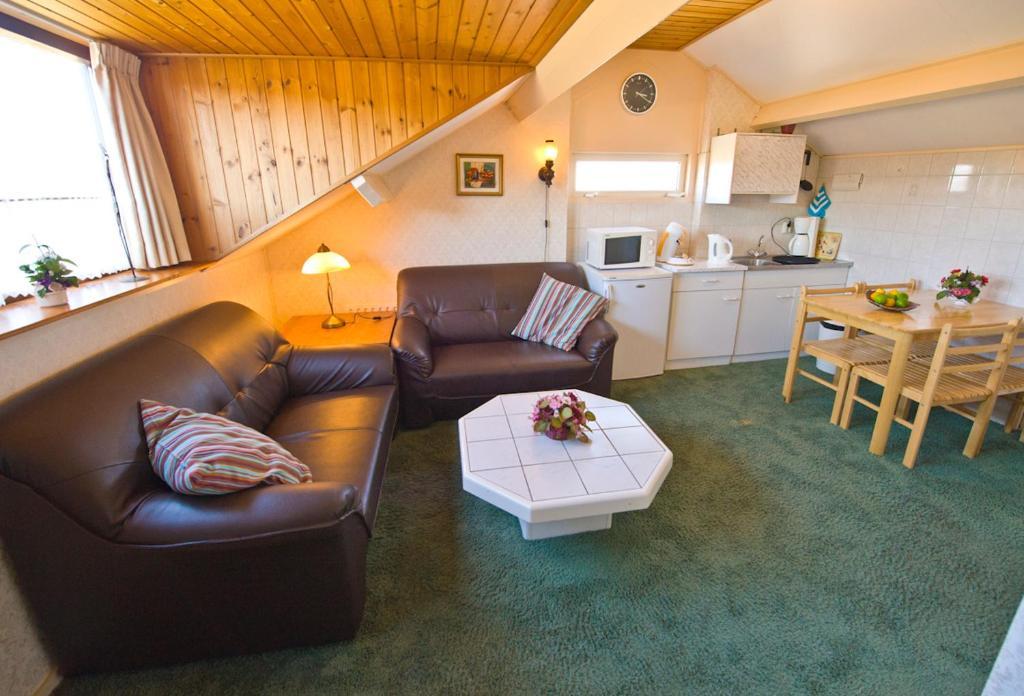 Guesthouse De Zonnestraal Де-Коог Номер фото