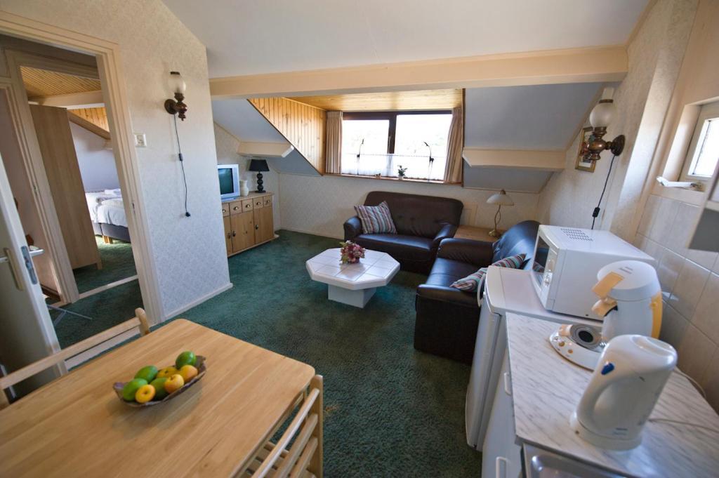 Guesthouse De Zonnestraal Де-Коог Номер фото